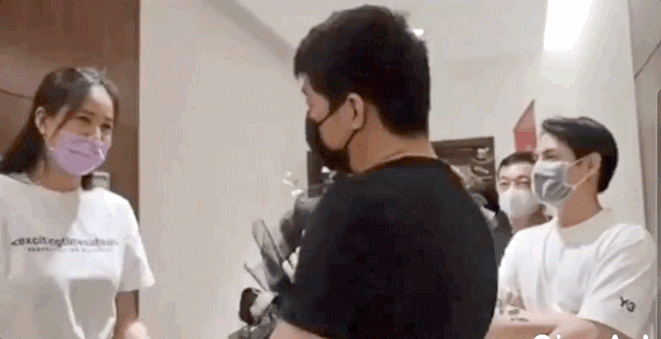 Mai Phương Thúy và Noo Phước Thịnh 'phát cẩu lương' trong bữa tiệc cùng hội bạn thân, cử chỉ tình tứ khiến fan rần rần - 1 Mai Phương Thúy và Noo Phước Thịnh 'phát cẩu lương' trong bữa tiệc cùng hội bạn thân, cử chỉ tình tứ khiến fan rần rần - 1