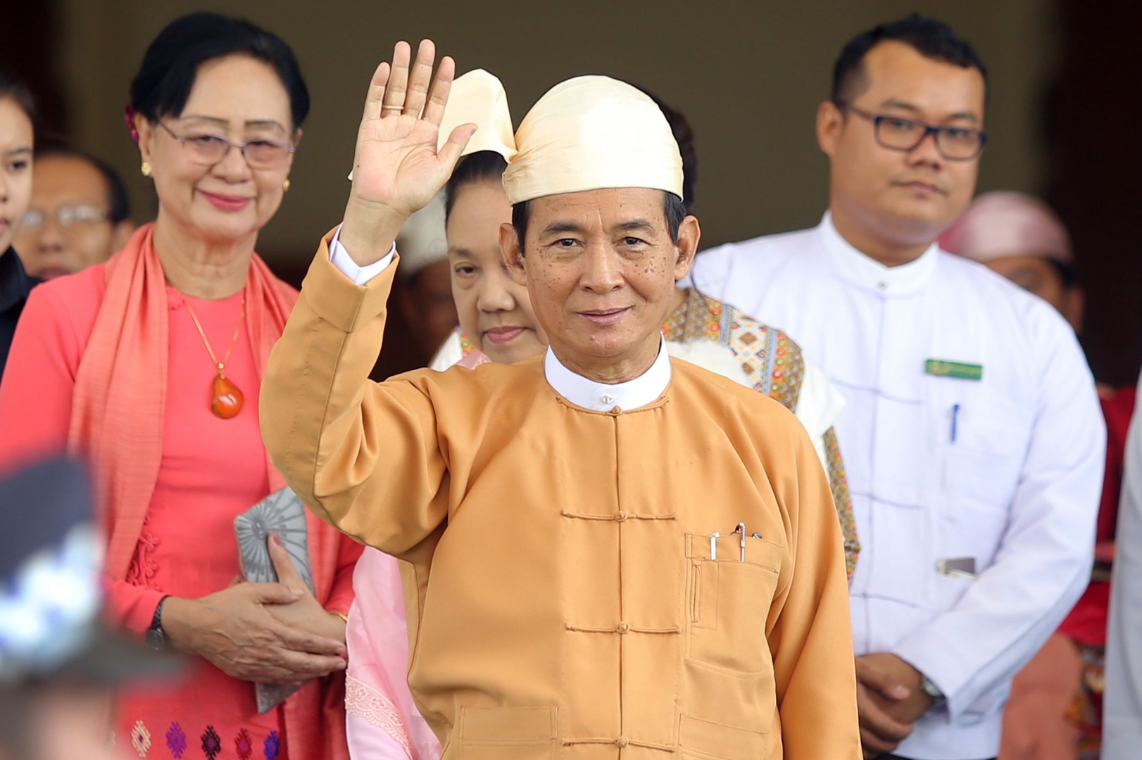 Tổng thống bị lật đổ của Myanmar đối mặt hai tội danh mới Tổng thống bị lật đổ của Myanmar đối mặt hai tội danh mới