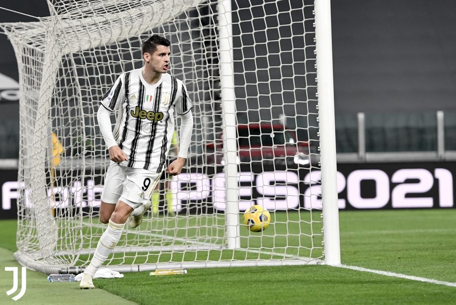 Ronaldo lập công, Juventus bám đuổi thành Milan Ronaldo lập công, Juventus bám đuổi thành Milan