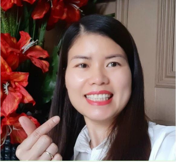 Bé gái 3 tuổi rơi từ tầng 12 chung cư đã có thể cười đùa, ca hát: 'Điều kỳ diệu đã đến, con đã tiến triển rất tốt' - 1 Bé gái 3 tuổi rơi từ tầng 12 chung cư đã có thể cười đùa, ca hát: 'Điều kỳ diệu đã đến, con đã tiến triển rất tốt' - 1