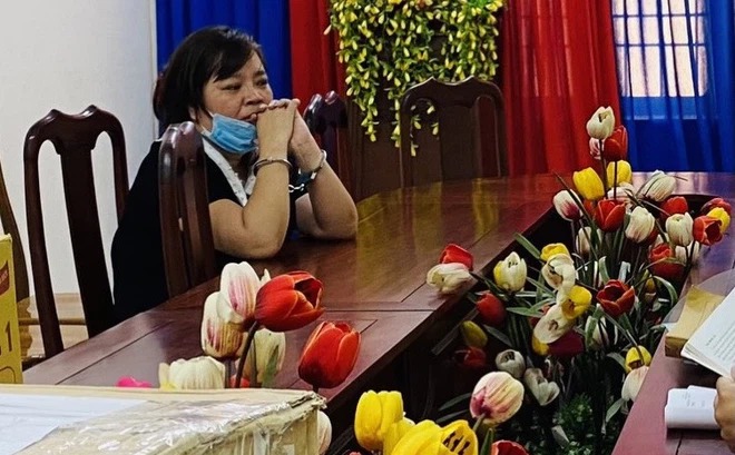 Bắt tạm giam nữ Giám đốc Công ty Hanoca để điều tra hành vi lừa đảo Bắt tạm giam nữ Giám đốc Công ty Hanoca để điều tra hành vi lừa đảo