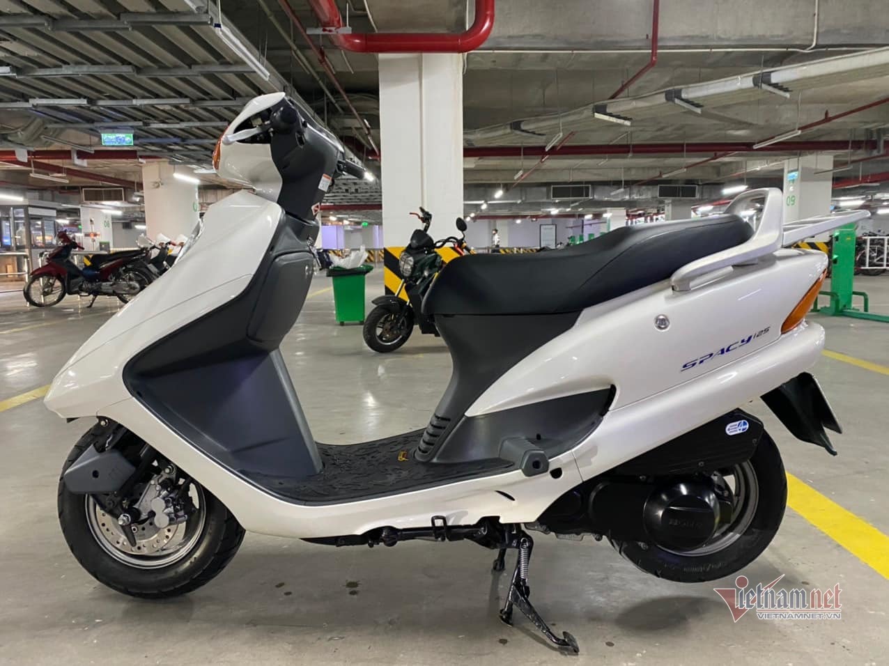 Cặp đôi Honda Spacy giá gần 600 triệu đồng ở Hà Nội - 1 Cặp đôi Honda Spacy giá gần 600 triệu đồng ở Hà Nội - 1