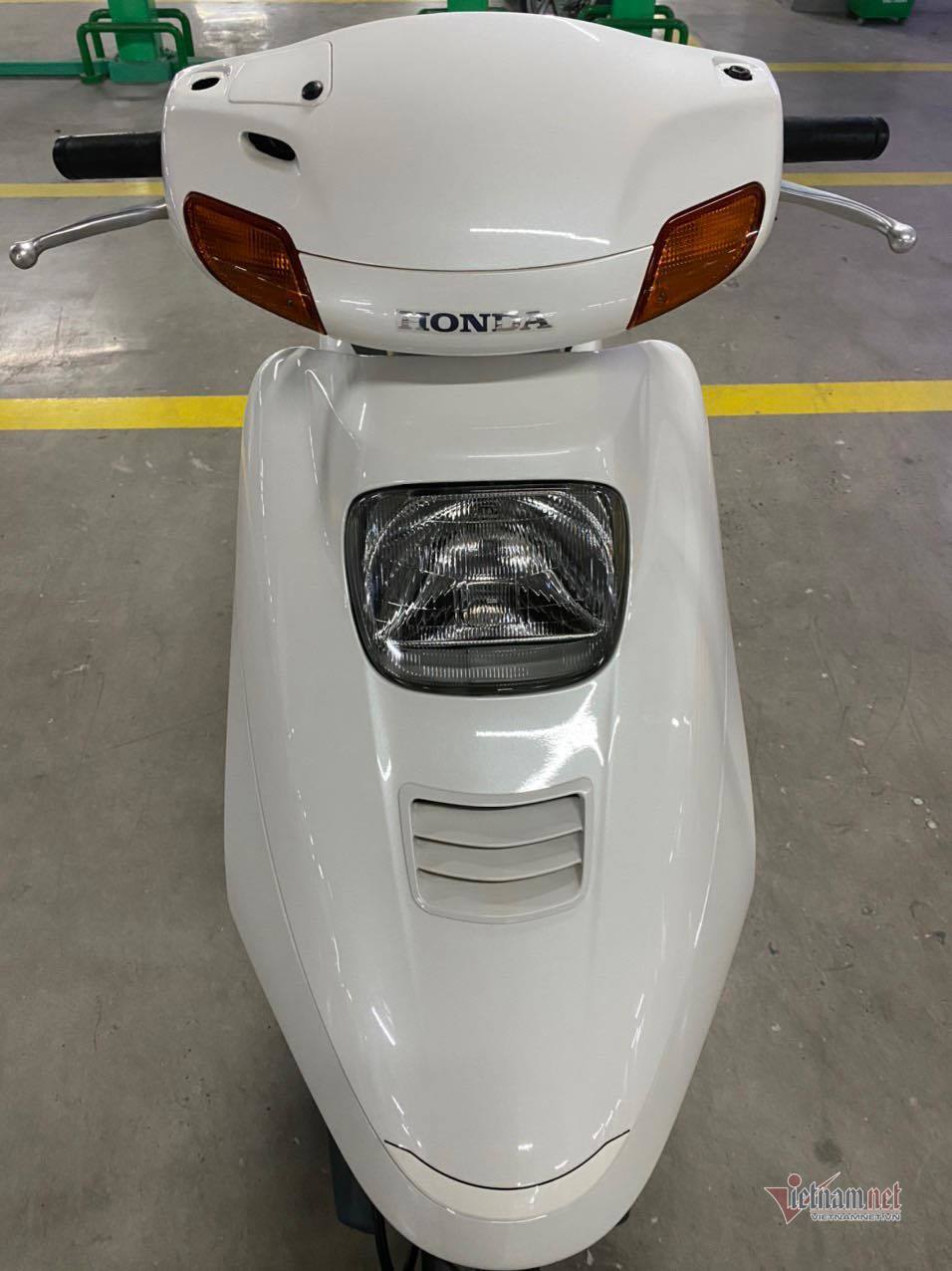 Cặp đôi Honda Spacy giá gần 600 triệu đồng ở Hà Nội - 3 Cặp đôi Honda Spacy giá gần 600 triệu đồng ở Hà Nội - 3