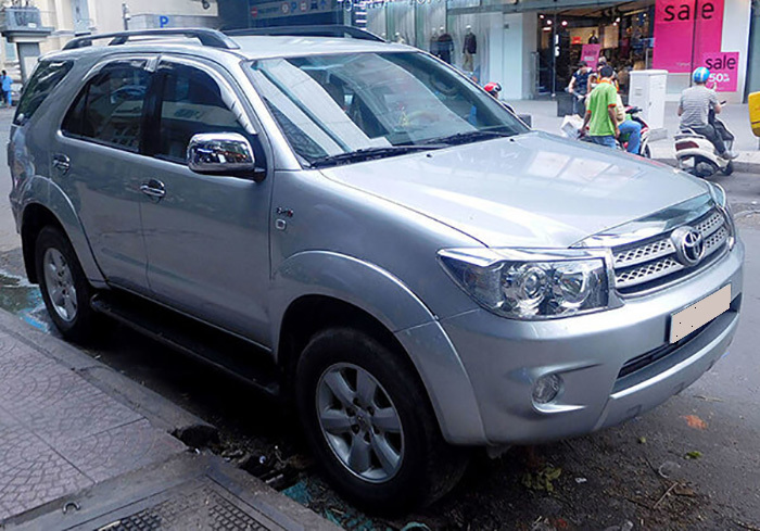 Có nên mua 'thánh lật' Toyota Fortuner đời 2015? Có nên mua 'thánh lật' Toyota Fortuner đời 2015?