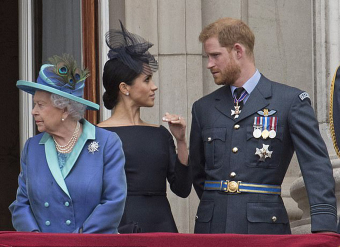 Nữ hoàng điều tra tin Meghan bắt nạn nhân viên Nữ hoàng điều tra tin Meghan bắt nạn nhân viên