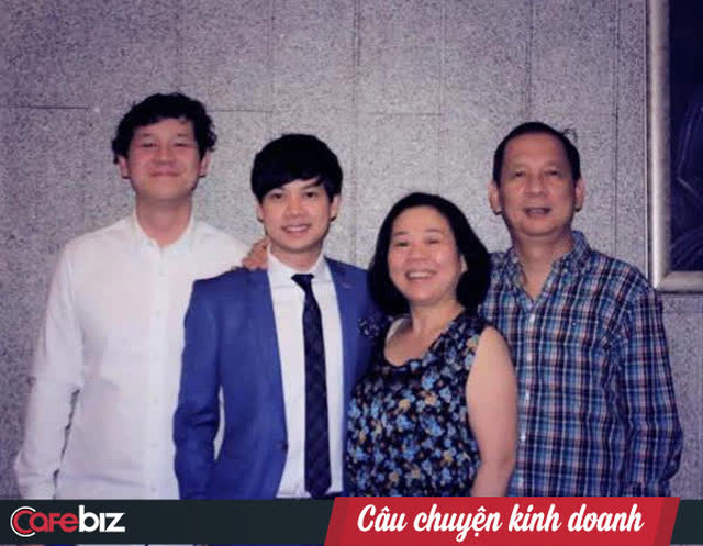 'Thiếu gia' nhà Trung Thủy: Kế vị ghế CEO khi mới 28 tuổi, tự lực khởi nghiệp nhiều dự án riêng, hôn nhân viên mãn với hoa hậu Thu Thảo 'Thiếu gia' nhà Trung Thủy: Kế vị ghế CEO khi mới 28 tuổi, tự lực khởi nghiệp nhiều dự án riêng, hôn nhân viên mãn với hoa hậu Thu Thảo