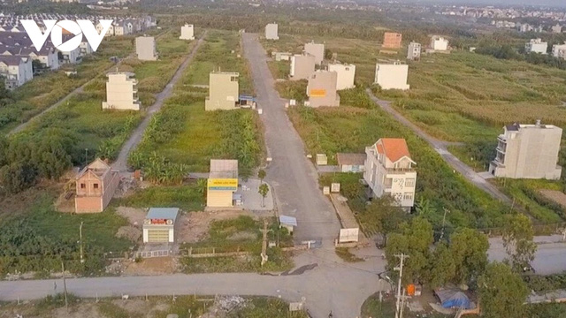 Giá đất ở TP.Thủ Đức bị đẩy lên cao, chuyên gia khuyến cáo nhà đầu tư thận trọng Giá đất ở TP.Thủ Đức bị đẩy lên cao, chuyên gia khuyến cáo nhà đầu tư thận trọng