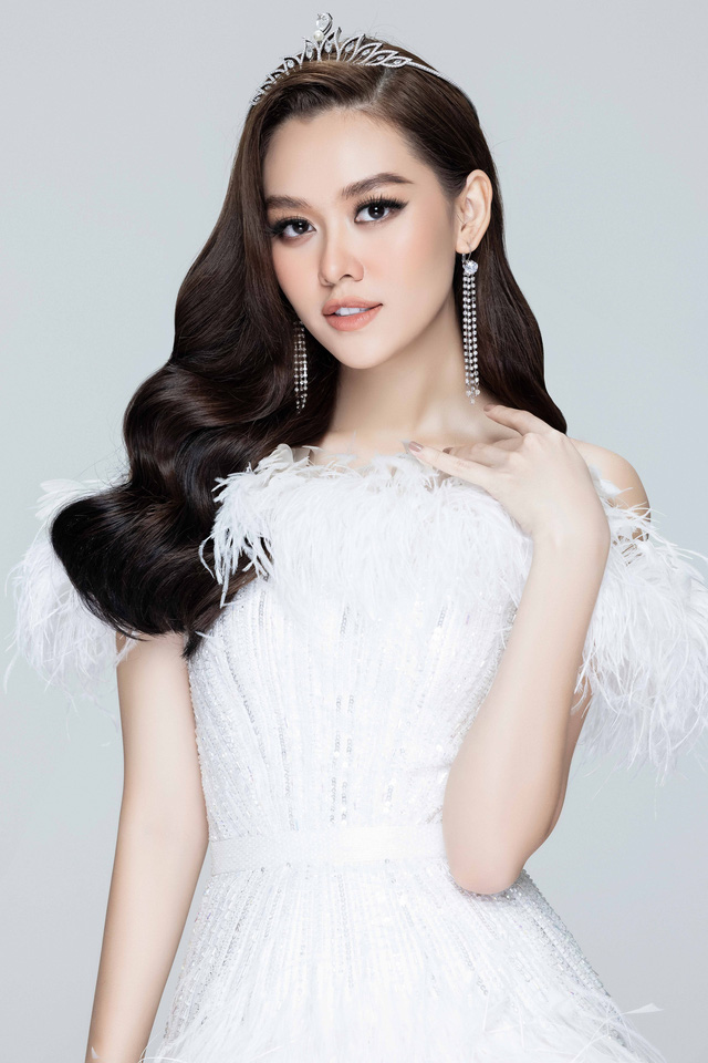 Lương Thùy Linh - Kiều Loan - Tường San khoe nhan sắc rực rỡ trong bộ ảnh khởi động Miss World Vietnam 2021 - 6 Lương Thùy Linh - Kiều Loan - Tường San khoe nhan sắc rực rỡ trong bộ ảnh khởi động Miss World Vietnam 2021 - 6