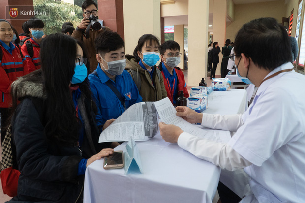 Từ hôm nay, tuyển 120 tình nguyện viên tiêm thử vaccine Covid-19 thứ 2 của Việt Nam Từ hôm nay, tuyển 120 tình nguyện viên tiêm thử vaccine Covid-19 thứ 2 của Việt Nam