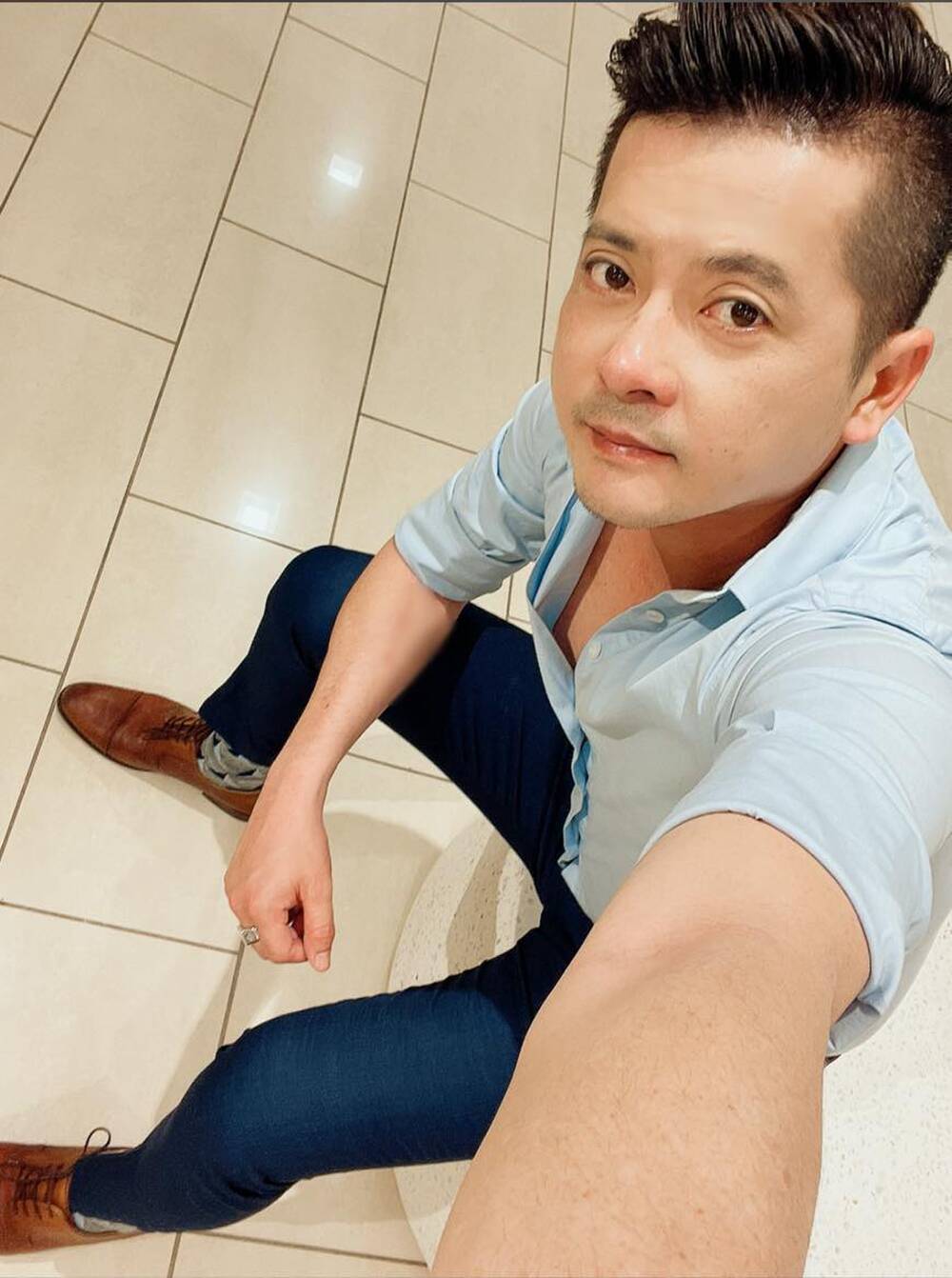 Động thái của Hoàng Anh sau khi Thúy Nga khuyên vợ cũ 'chừa' cho anh con đường sống - 2 Động thái của Hoàng Anh sau khi Thúy Nga khuyên vợ cũ 'chừa' cho anh con đường sống - 2