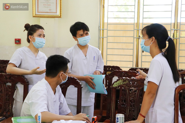Chuyện các nữ y bác sĩ tuyến đầu 2 năm đón 8/3 tại BV Dã chiến Củ Chi: Chỉ mong nơi này bị giải thể, ngày đó sẽ là ngày vui nhất! - 3 Chuyện các nữ y bác sĩ tuyến đầu 2 năm đón 8/3 tại BV Dã chiến Củ Chi: Chỉ mong nơi này bị giải thể, ngày đó sẽ là ngày vui nhất! - 3