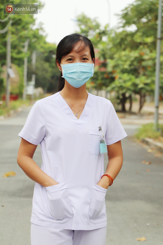 Chuyện các nữ y bác sĩ tuyến đầu 2 năm đón 8/3 tại BV Dã chiến Củ Chi: Chỉ mong nơi này bị giải thể, ngày đó sẽ là ngày vui nhất! - 11 Chuyện các nữ y bác sĩ tuyến đầu 2 năm đón 8/3 tại BV Dã chiến Củ Chi: Chỉ mong nơi này bị giải thể, ngày đó sẽ là ngày vui nhất! - 11