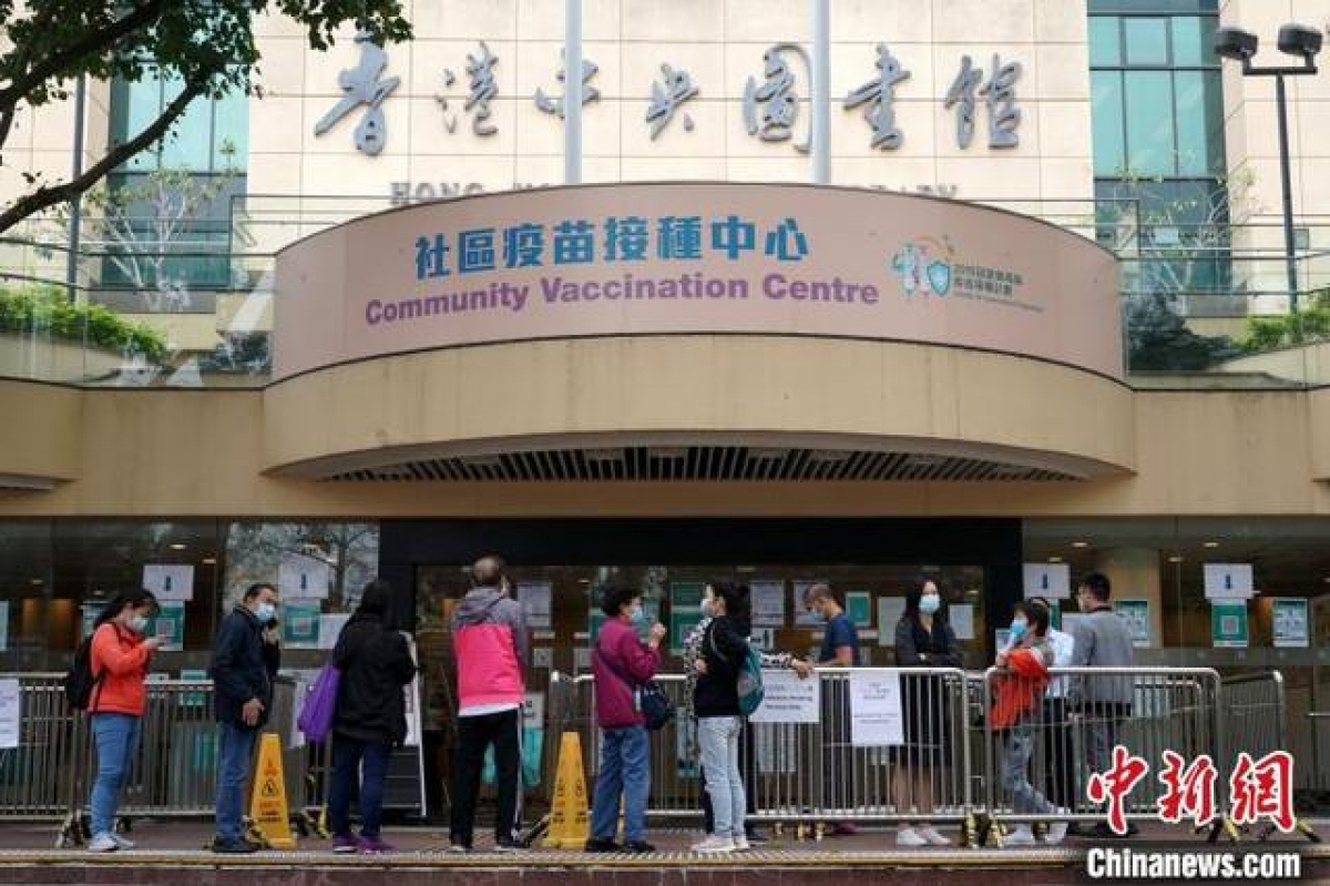 Người thứ 3 ở Hong Kong tử vong sau khi tiêm vaccine Covid-19 Sinovac của Trung Quốc Người thứ 3 ở Hong Kong tử vong sau khi tiêm vaccine Covid-19 Sinovac của Trung Quốc