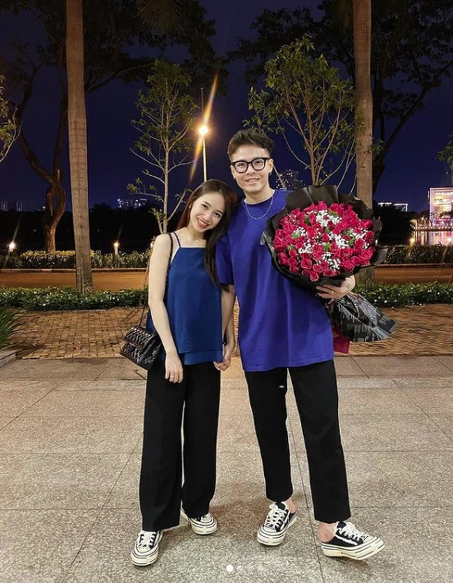 Đẳng cấp chịu chơi như Joyce Phạm: Đã shopping là phải xách cả núi hàng hiệu về nhà, mua 1 kiểu giày nhưng phải 5 đôi 5 màu mới chịu! - 1 Đẳng cấp chịu chơi như Joyce Phạm: Đã shopping là phải xách cả núi hàng hiệu về nhà, mua 1 kiểu giày nhưng phải 5 đôi 5 màu mới chịu! - 1