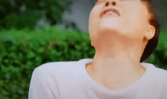 Diễn viên 'Hướng dương ngược nắng' choáng gục 5 phút vì bị đấm giữa mặt - 2 Diễn viên 'Hướng dương ngược nắng' choáng gục 5 phút vì bị đấm giữa mặt - 2