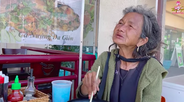 Thuý Nga sáng nay 'nổi đoá' dằn mặt ai đó: 'Mượn cả Thúy Nga và nhắc lại Kim Ngân để PR là hành động tởm lợm' - 4 Thuý Nga sáng nay 'nổi đoá' dằn mặt ai đó: 'Mượn cả Thúy Nga và nhắc lại Kim Ngân để PR là hành động tởm lợm' - 4