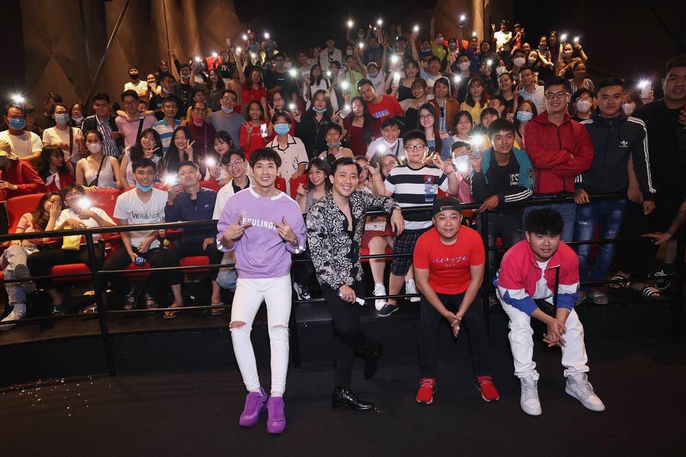 'Bố già' vượt mốc doanh thu 300 tỷ: Có đủ để vực dậy nền công nghiệp điện ảnh sau COVID-19? - 2 'Bố già' vượt mốc doanh thu 300 tỷ: Có đủ để vực dậy nền công nghiệp điện ảnh sau COVID-19? - 2