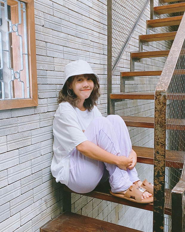 Hậu Hoàng tiếp tục là minh chứng rõ nét cho câu 'sai lầm nào cũng trả giá bằng tiền' Hậu Hoàng tiếp tục là minh chứng rõ nét cho câu 'sai lầm nào cũng trả giá bằng tiền'