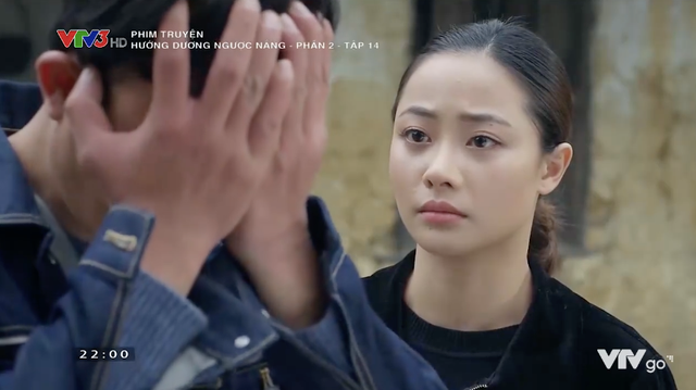 Hướng dương ngược nắng tập 44: Hóa ra Châu nhảy sông tự tử nhưng không chết vì... bận cứu Phúc - 7 Hướng dương ngược nắng tập 44: Hóa ra Châu nhảy sông tự tử nhưng không chết vì... bận cứu Phúc - 7