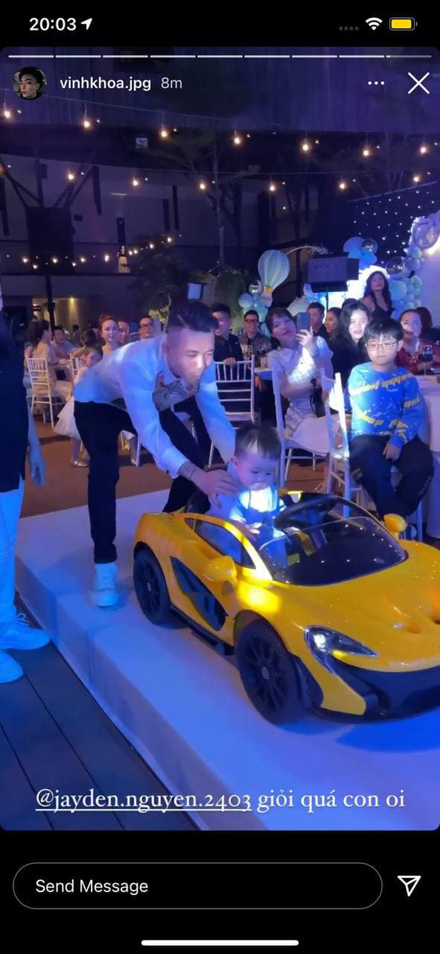 Ái nữ Minh Nhựa tổ chức tiệc sinh nhật xa hoa cho quý tử 1 tuổi, dàn khách mời toàn những người giàu có nức tiếng - 7 Ái nữ Minh Nhựa tổ chức tiệc sinh nhật xa hoa cho quý tử 1 tuổi, dàn khách mời toàn những người giàu có nức tiếng - 7