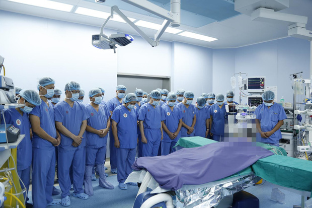 Cái kết đẹp sau hành trình người mẹ 71 tuổi đi tìm trái tim của con trai chết não Cái kết đẹp sau hành trình người mẹ 71 tuổi đi tìm trái tim của con trai chết não
