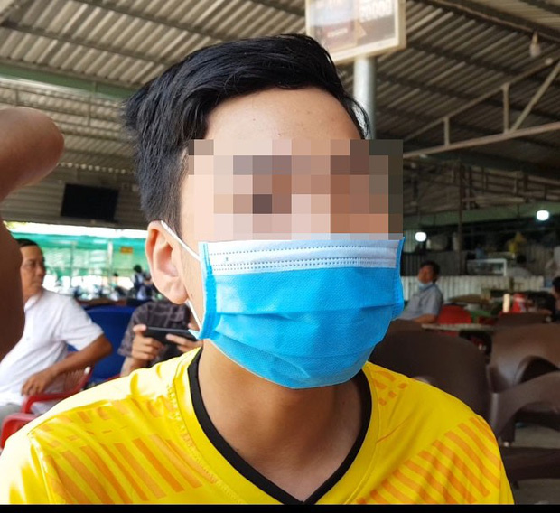 Nam sinh Cần Thơ kể lại phút hãi hùng bị nhóm bạn bỏ chất 'lạ' vào miệng - 2 Nam sinh Cần Thơ kể lại phút hãi hùng bị nhóm bạn bỏ chất 'lạ' vào miệng - 2