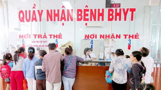 2 tháng đi khám 80 lần - dấu hỏi về 'nghề khám bệnh kiếm tiền': Kiếm tiền bằng việc đi khám thế nào? 2 tháng đi khám 80 lần - dấu hỏi về 'nghề khám bệnh kiếm tiền': Kiếm tiền bằng việc đi khám thế nào?