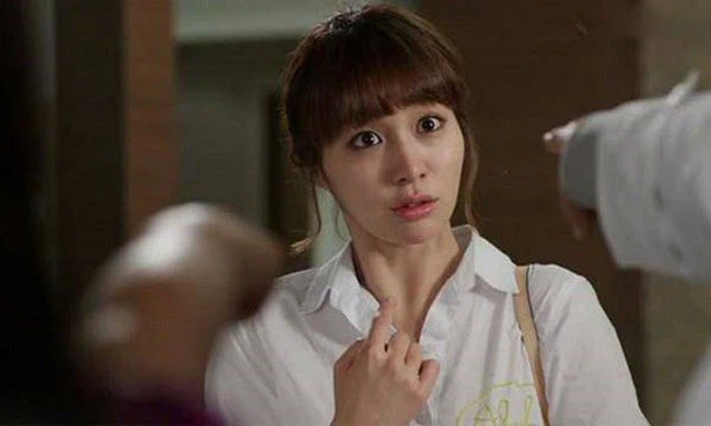 Không ngờ vì một con chó mà bạn trai chỉ mặt đuổi tôi và tuyên bố: 'Thà mất bạn gái chứ không chịu mất chó' Không ngờ vì một con chó mà bạn trai chỉ mặt đuổi tôi và tuyên bố: 'Thà mất bạn gái chứ không chịu mất chó'