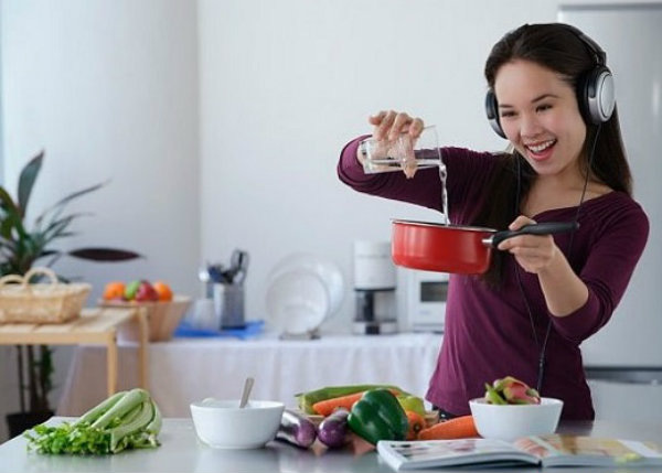 Tại sao 'con giáp thứ 13' xấu hơn vợ mà chồng vẫn chết mê chết mệt tới mức dính bầu? - 1 Tại sao 'con giáp thứ 13' xấu hơn vợ mà chồng vẫn chết mê chết mệt tới mức dính bầu? - 1