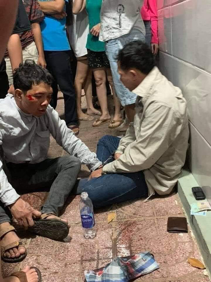 Theo dõi định vị, lái ô tô cán qua xe máy của 2 tên trộm chuyên nghiệp tại Vũng Tàu - 1 Theo dõi định vị, lái ô tô cán qua xe máy của 2 tên trộm chuyên nghiệp tại Vũng Tàu - 1