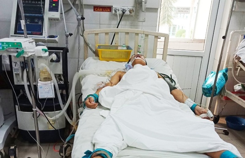 Vụ đầu bếp bị chém tử vong ở quán nhậu: Khởi tố người chồng cũ Vụ đầu bếp bị chém tử vong ở quán nhậu: Khởi tố người chồng cũ