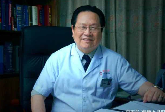 Mắc ung thư gan 15 năm vẫn sống khỏe mạnh, Giám đốc bệnh viện Ung bướu 81 tuổi tiết lộ 3 sự thật ít người biết về ung thư Mắc ung thư gan 15 năm vẫn sống khỏe mạnh, Giám đốc bệnh viện Ung bướu 81 tuổi tiết lộ 3 sự thật ít người biết về ung thư