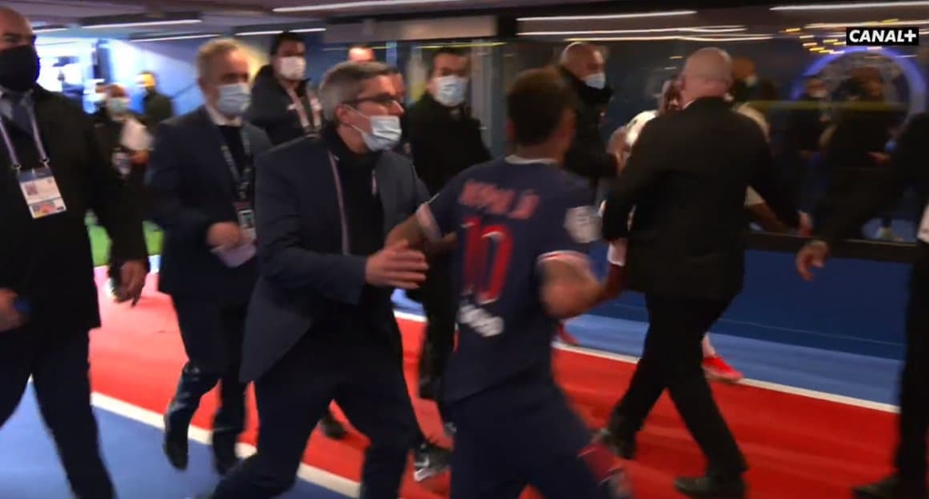 Vừa trở lại sau 2 tháng dưỡng thương, Neymar bị cấm thi đấu vì thói côn đồ - 1 Vừa trở lại sau 2 tháng dưỡng thương, Neymar bị cấm thi đấu vì thói côn đồ - 1