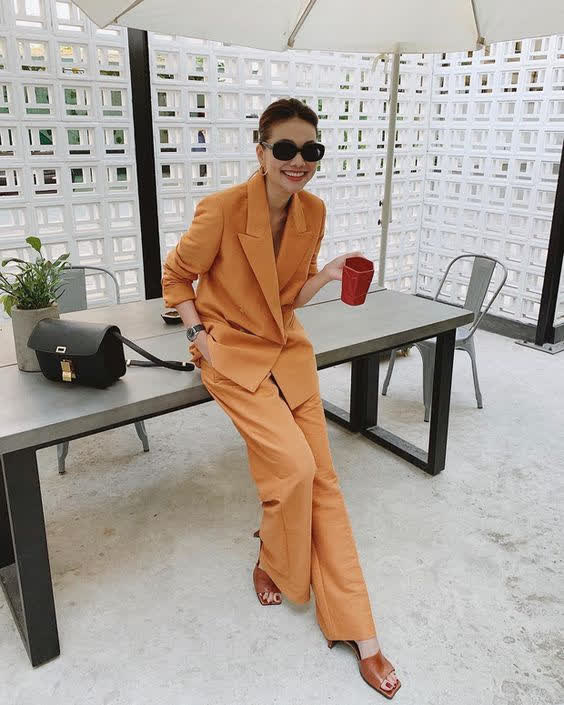 Công thức phối đồ nhanh - gọn - lẹ cho chị em chốn công sở, mặc lên vừa đứng đắn mà trẻ trung hết phần thiên hạ! - 7 Công thức phối đồ nhanh - gọn - lẹ cho chị em chốn công sở, mặc lên vừa đứng đắn mà trẻ trung hết phần thiên hạ! - 7