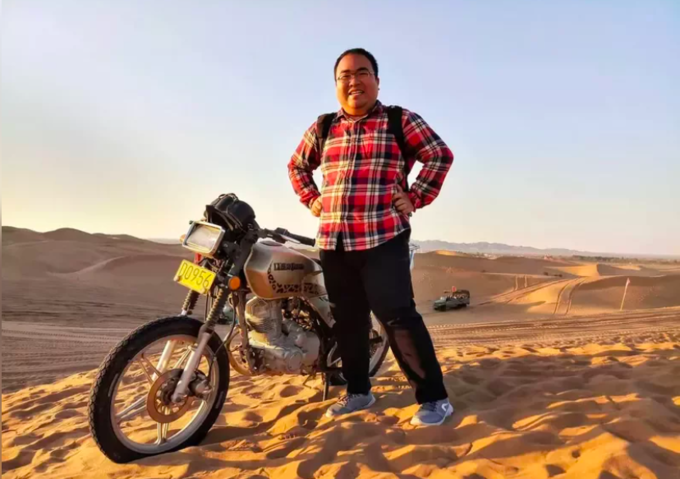 Chàng trai bỗng dưng nổi tiếng vì đăng tin tuyển vợ Chàng trai bỗng dưng nổi tiếng vì đăng tin tuyển vợ