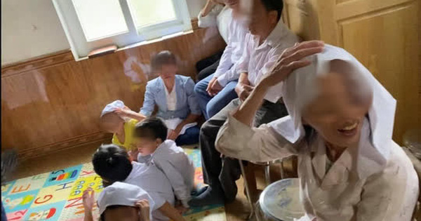 Phát hiện 6 người lớn, 6 trẻ em đang sinh hoạt 'Hội thánh Đức Chúa Trời Mẹ' trái phép Phát hiện 6 người lớn, 6 trẻ em đang sinh hoạt 'Hội thánh Đức Chúa Trời Mẹ' trái phép