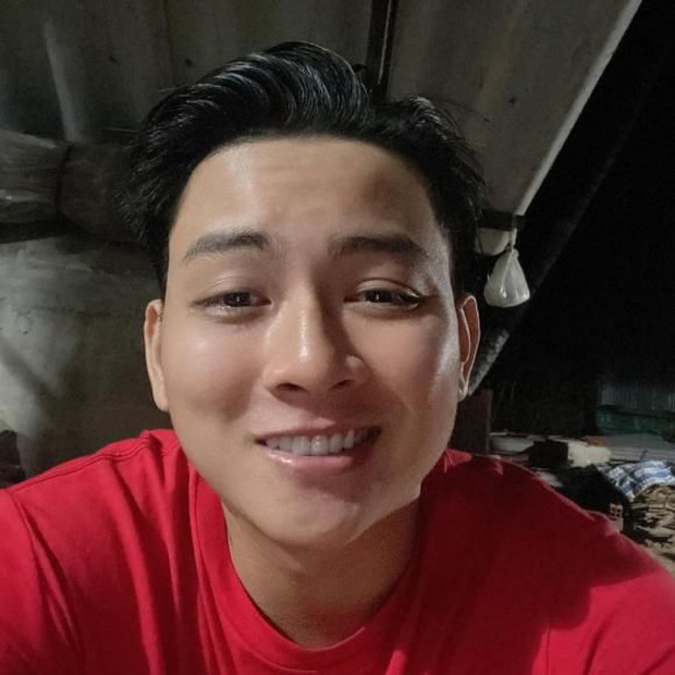 Vợ cũ Hoài Lâm bỗng đăng ảnh cặp đôi Song Song và ẩn ý về chuyện bội bạc: 'Hãy để ông trời định đoạt'? - 3 Vợ cũ Hoài Lâm bỗng đăng ảnh cặp đôi Song Song và ẩn ý về chuyện bội bạc: 'Hãy để ông trời định đoạt'? - 3
