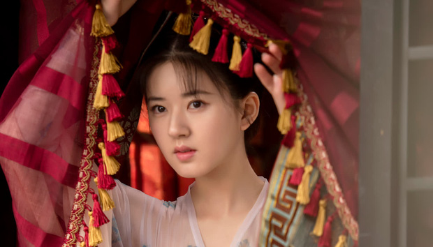 Lộ kết cục bi thương của Triệu Lộ Tư ở Trường Ca Hành: 3 lần tình duyên lận đận chấm dứt bằng cái chết? Lộ kết cục bi thương của Triệu Lộ Tư ở Trường Ca Hành: 3 lần tình duyên lận đận chấm dứt bằng cái chết?