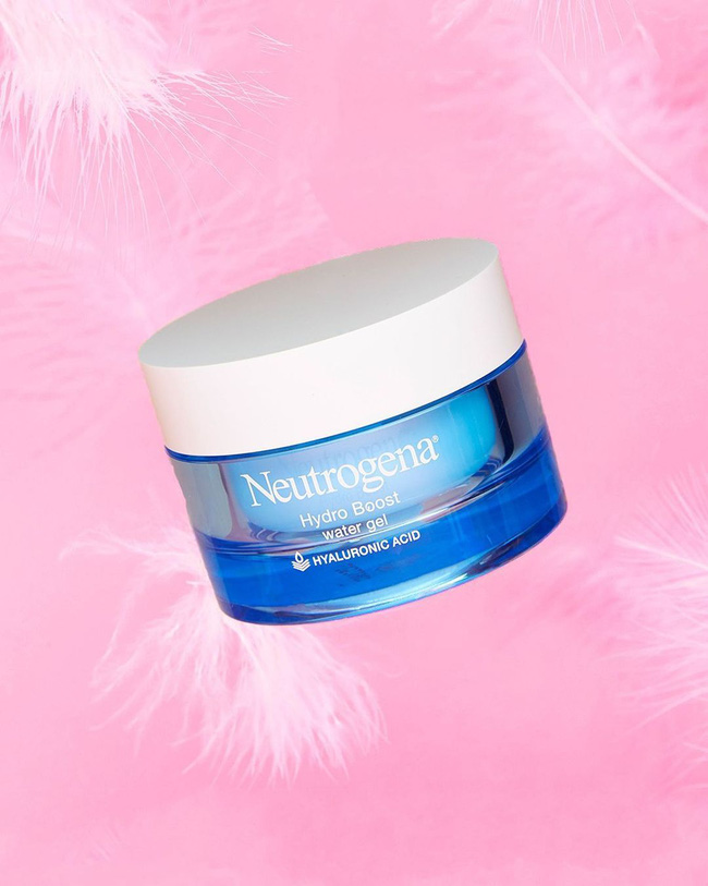 6 lọ gel dưỡng ẩm hoàn hảo cho mùa Hè vì siêu nhẹ mặt, bôi như không bôi mà da vẫn 'căng đét' - 3 6 lọ gel dưỡng ẩm hoàn hảo cho mùa Hè vì siêu nhẹ mặt, bôi như không bôi mà da vẫn 'căng đét' - 3