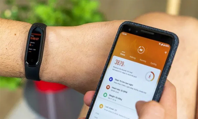 Mi Band 6 'xách tay' sắp không dùng được tại Việt Nam Mi Band 6 'xách tay' sắp không dùng được tại Việt Nam