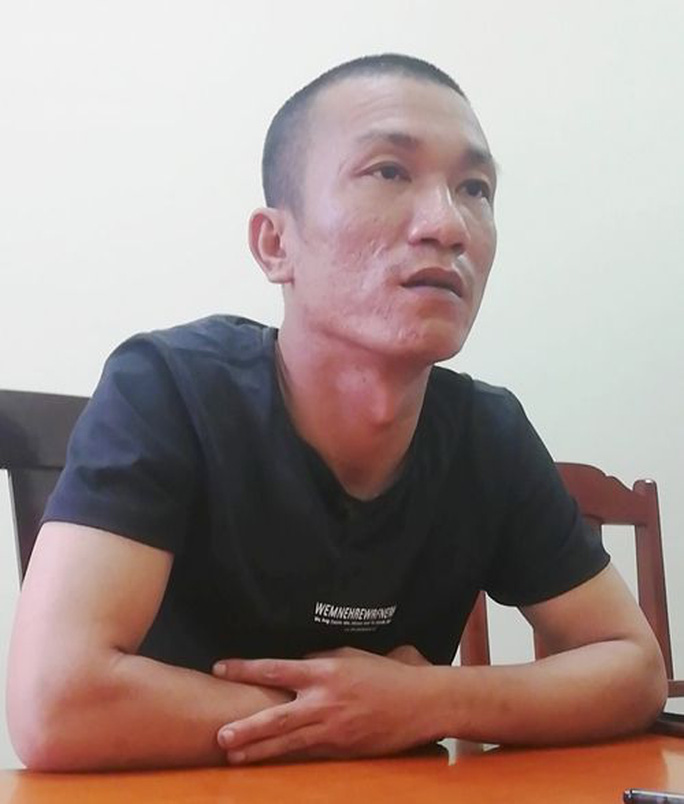 Thanh Hoá: Níu kéo không thành, thanh niên mang can xăng 10 lít đến đốt nhà người yêu cũ Thanh Hoá: Níu kéo không thành, thanh niên mang can xăng 10 lít đến đốt nhà người yêu cũ