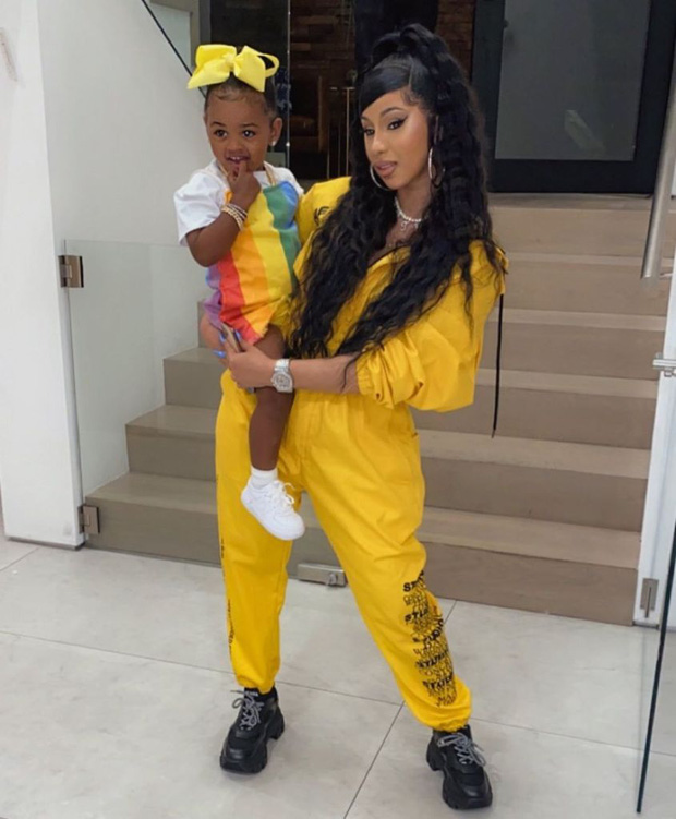 Choáng với thói quen shopping của Cardi B: Chi gần 1 tỷ/lần tậu 7 túi hiệu cho con gái 2 tuổi, chỉ vì muốn con... tham vọng hơn - 7 Choáng với thói quen shopping của Cardi B: Chi gần 1 tỷ/lần tậu 7 túi hiệu cho con gái 2 tuổi, chỉ vì muốn con... tham vọng hơn - 7
