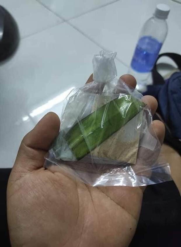 Mua bánh tráng trộn giá 1k, anh chàng nhận về cái kết đắng vì ham rẻ - 1 Mua bánh tráng trộn giá 1k, anh chàng nhận về cái kết đắng vì ham rẻ - 1