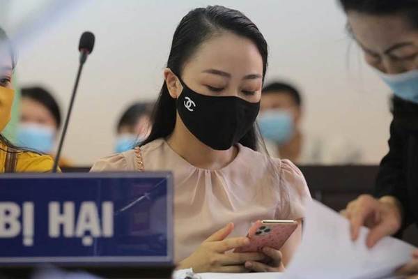 Tài xế xe Mecedes tông nữ tiếp viên hàng không tiếp tục hầu tòa - 1 Tài xế xe Mecedes tông nữ tiếp viên hàng không tiếp tục hầu tòa - 1