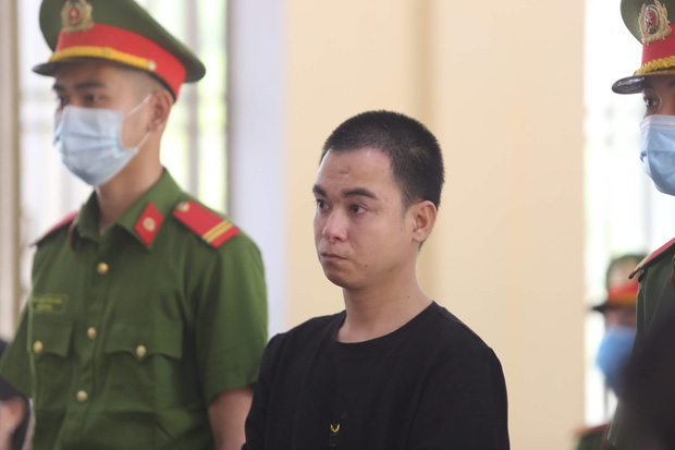 Bị ngăn cản quan hệ đồng tính, chồng sát hại vợ câm điếc rồi dựng hiện trường giả vụ cướp tài sản Bị ngăn cản quan hệ đồng tính, chồng sát hại vợ câm điếc rồi dựng hiện trường giả vụ cướp tài sản