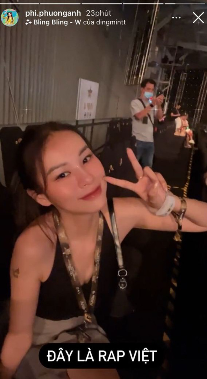 Đại gia Minh Nhựa dẫn vợ hai đi xem concert Rap Việt, cả Phí Phương Anh và bồ thiếu gia cũng có mặt - 3 Đại gia Minh Nhựa dẫn vợ hai đi xem concert Rap Việt, cả Phí Phương Anh và bồ thiếu gia cũng có mặt - 3