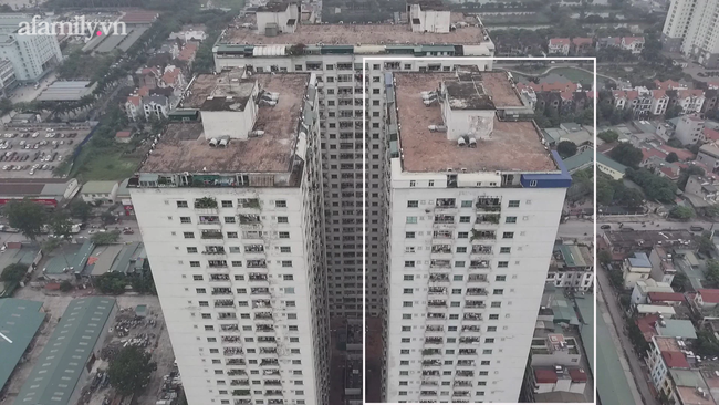 Hà Nội: Cận cảnh tòa chung cư 'đại gia điếu cày' muốn phá dỡ, trả lại tiền mua nhà cho dân để khắc phục hậu quả Hà Nội: Cận cảnh tòa chung cư 'đại gia điếu cày' muốn phá dỡ, trả lại tiền mua nhà cho dân để khắc phục hậu quả