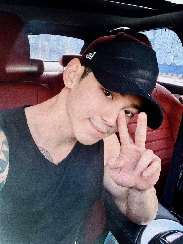 Hot boy gây xôn xao với ảnh căn cước công dân lung linh, hóa ra là người quen của Người Ấy Là Ai! - 4 Hot boy gây xôn xao với ảnh căn cước công dân lung linh, hóa ra là người quen của Người Ấy Là Ai! - 4