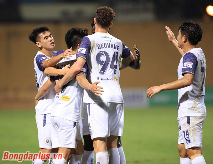 Kết quả Hà Nội FC 4-0 Than Quảng Ninh: Quang Hải giúp Hà Nội thoát khủng hoảng Kết quả Hà Nội FC 4-0 Than Quảng Ninh: Quang Hải giúp Hà Nội thoát khủng hoảng