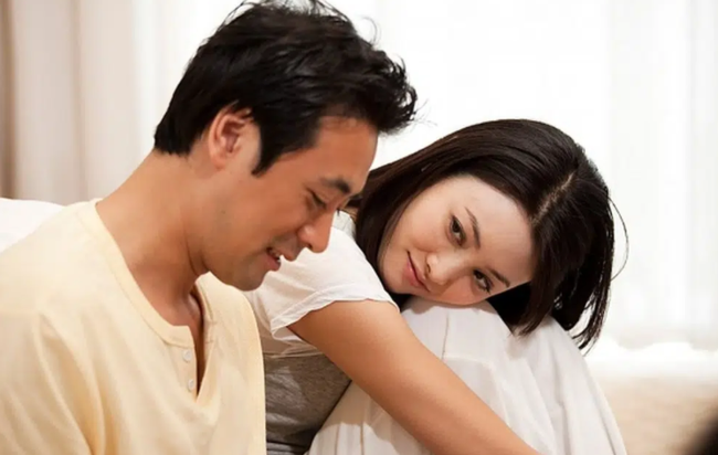 Biết chồng sống chung với bồ, cô vợ dùng 1 mâm cơm với 7 món để ép anh ta vào thế 'bí', điều xảy ra trong bữa ăn mới thâm thúy và sâu sắc Biết chồng sống chung với bồ, cô vợ dùng 1 mâm cơm với 7 món để ép anh ta vào thế 'bí', điều xảy ra trong bữa ăn mới thâm thúy và sâu sắc